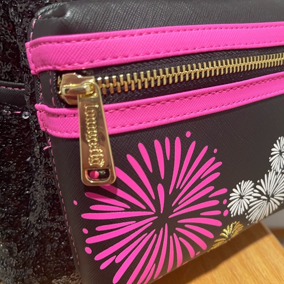 Main attraction December castle loungefly - Picture 5 of 10